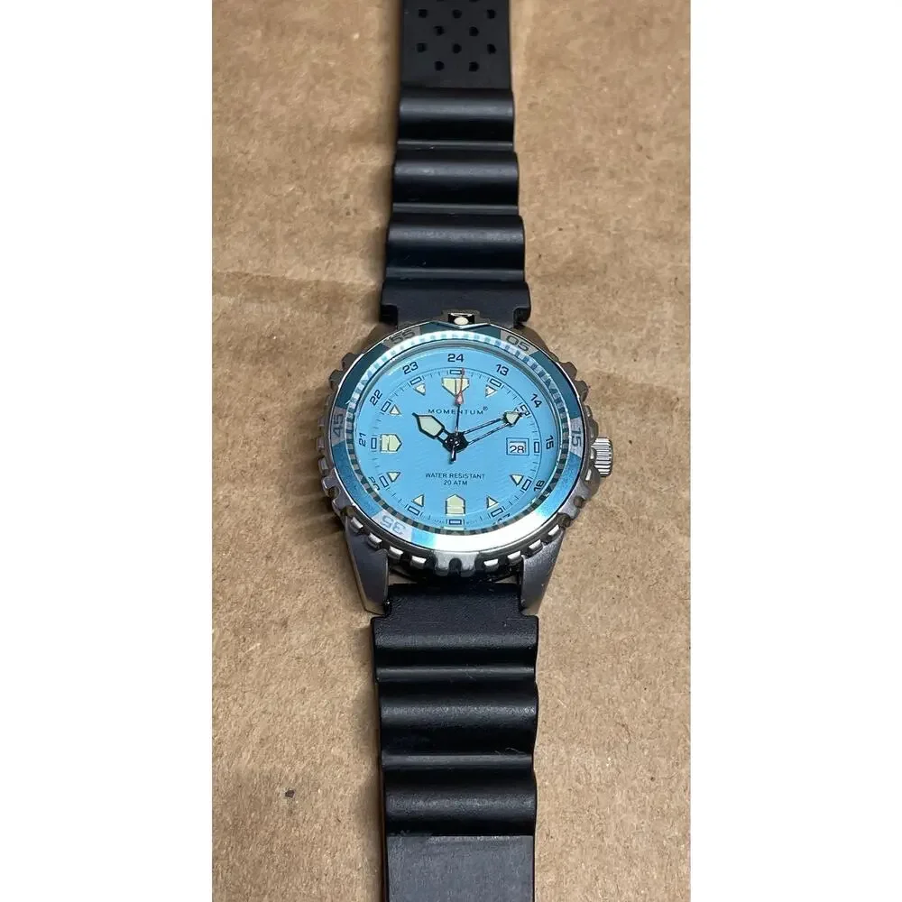 Momentum M1 Stainless Steel 20ATM Divers Watch Aqua Wave Dial New Battery